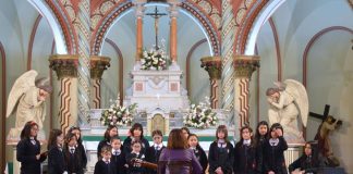 ¡Felicitamos a nuestro Coro de Básica!